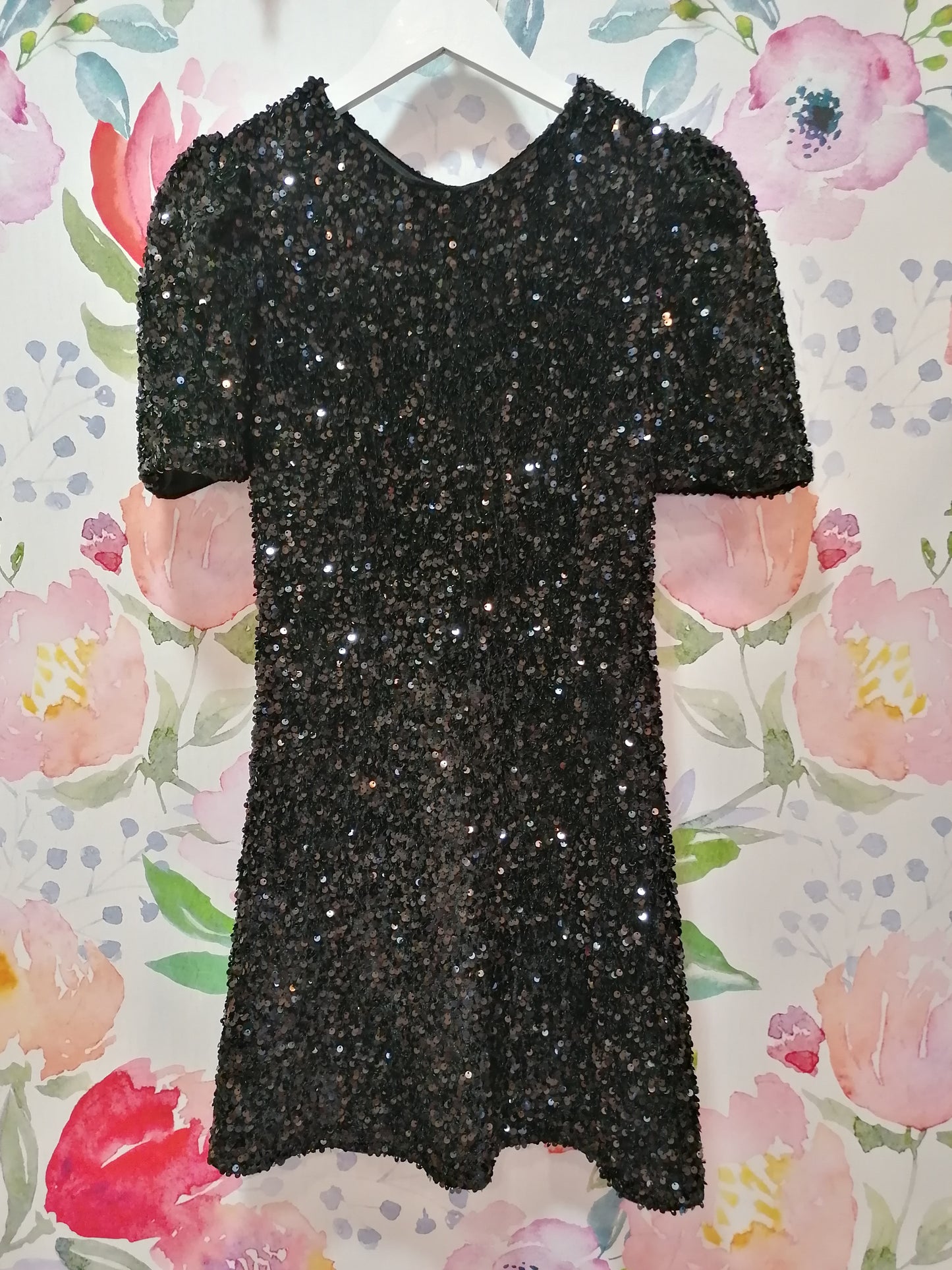 Abito paillettes con schiena scoperta NERO