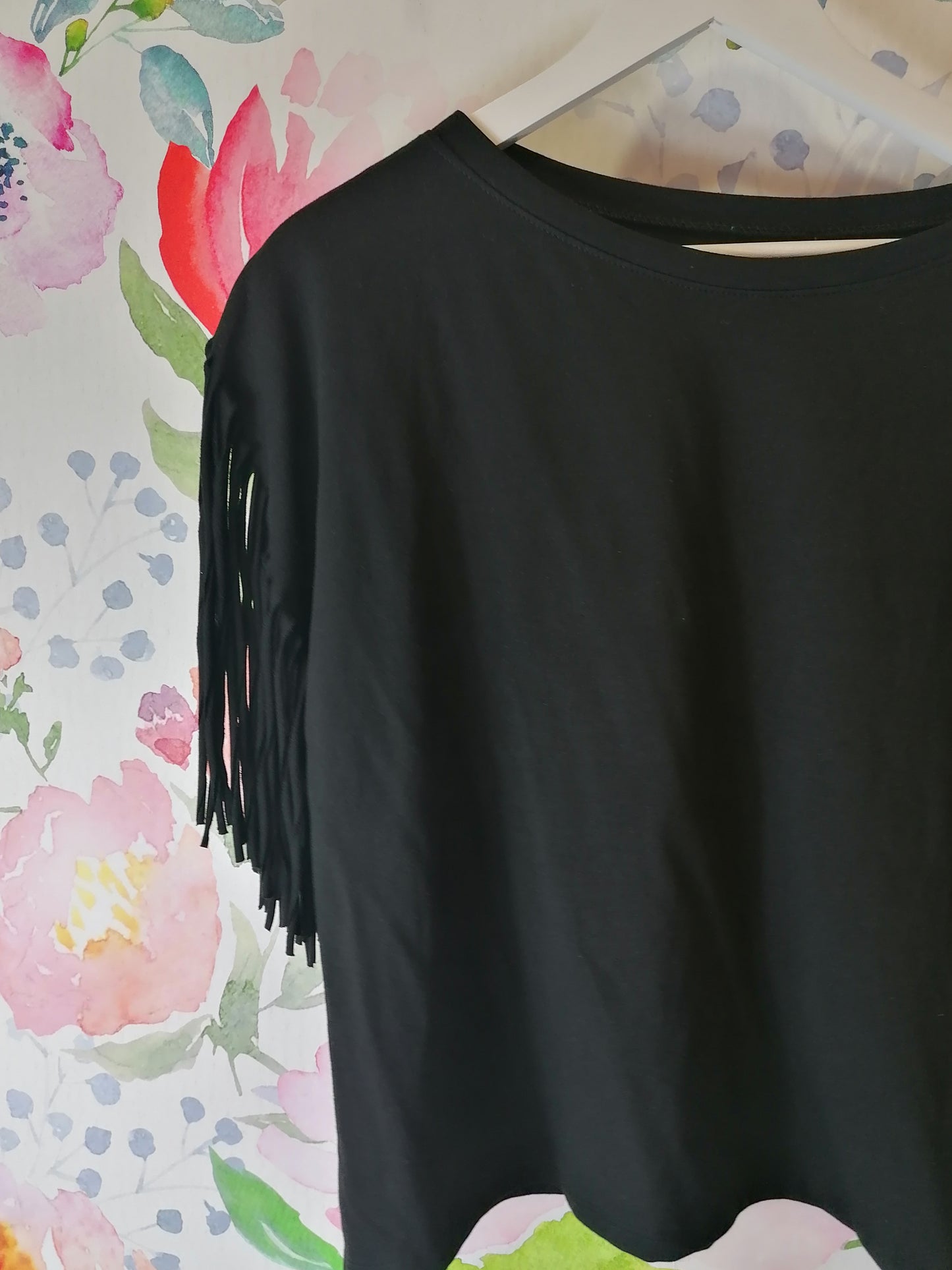 T-shirt frange sulle maniche