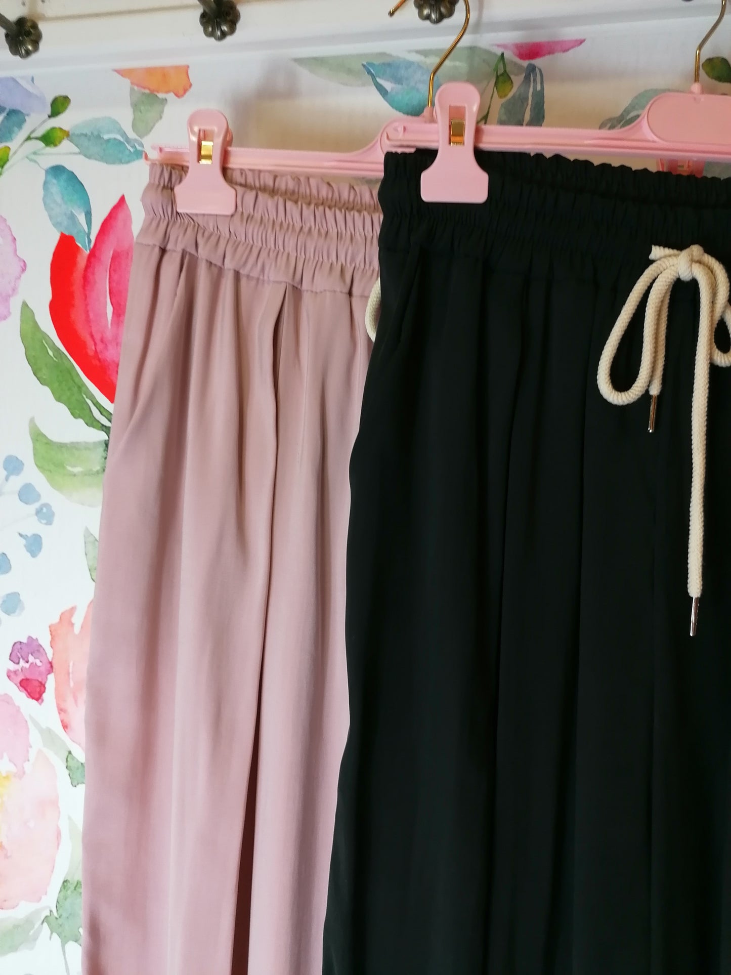 Pantaloni morbidi ampi in viscosa