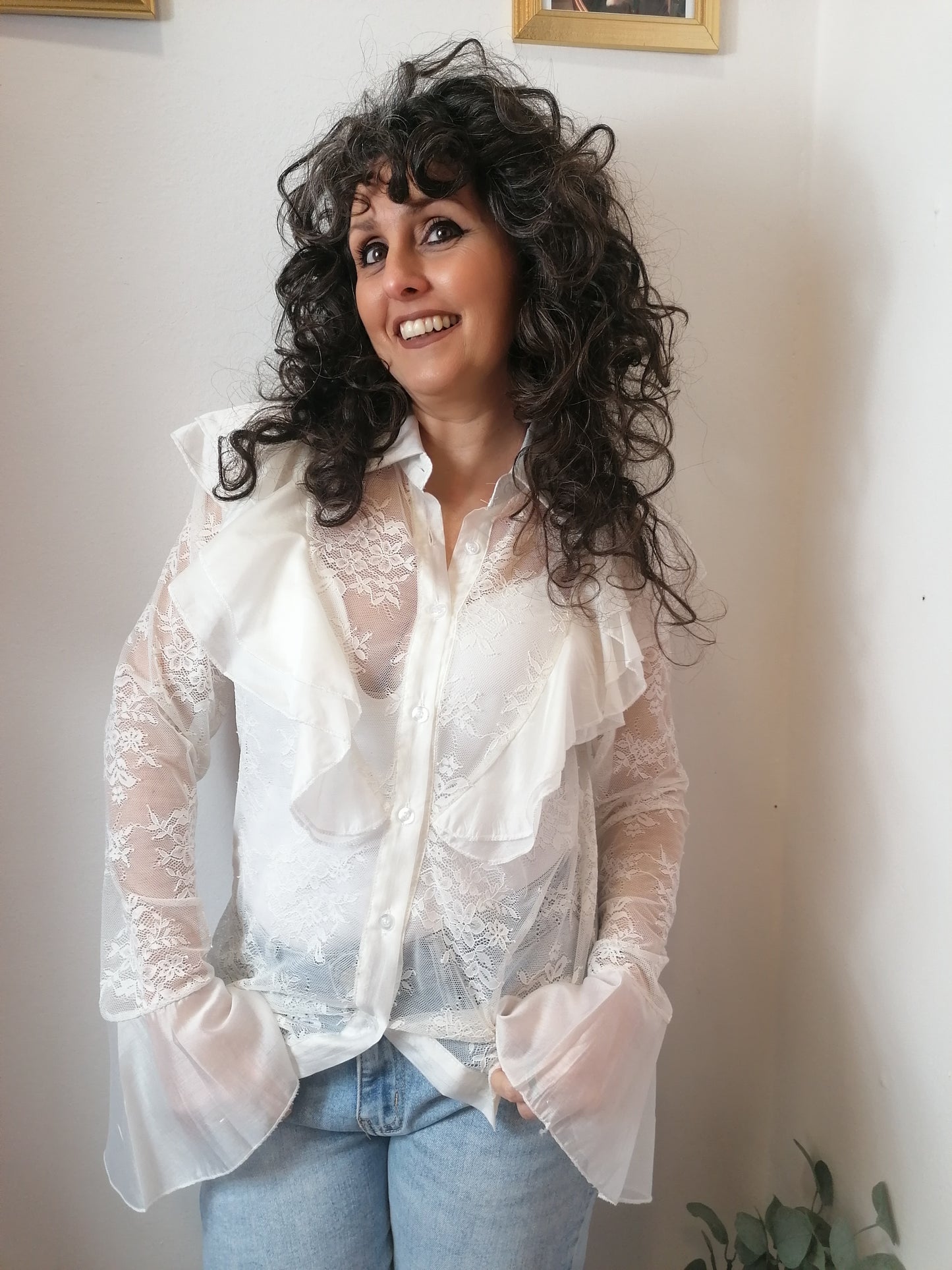 Camicia in pizzo con maniche frufru