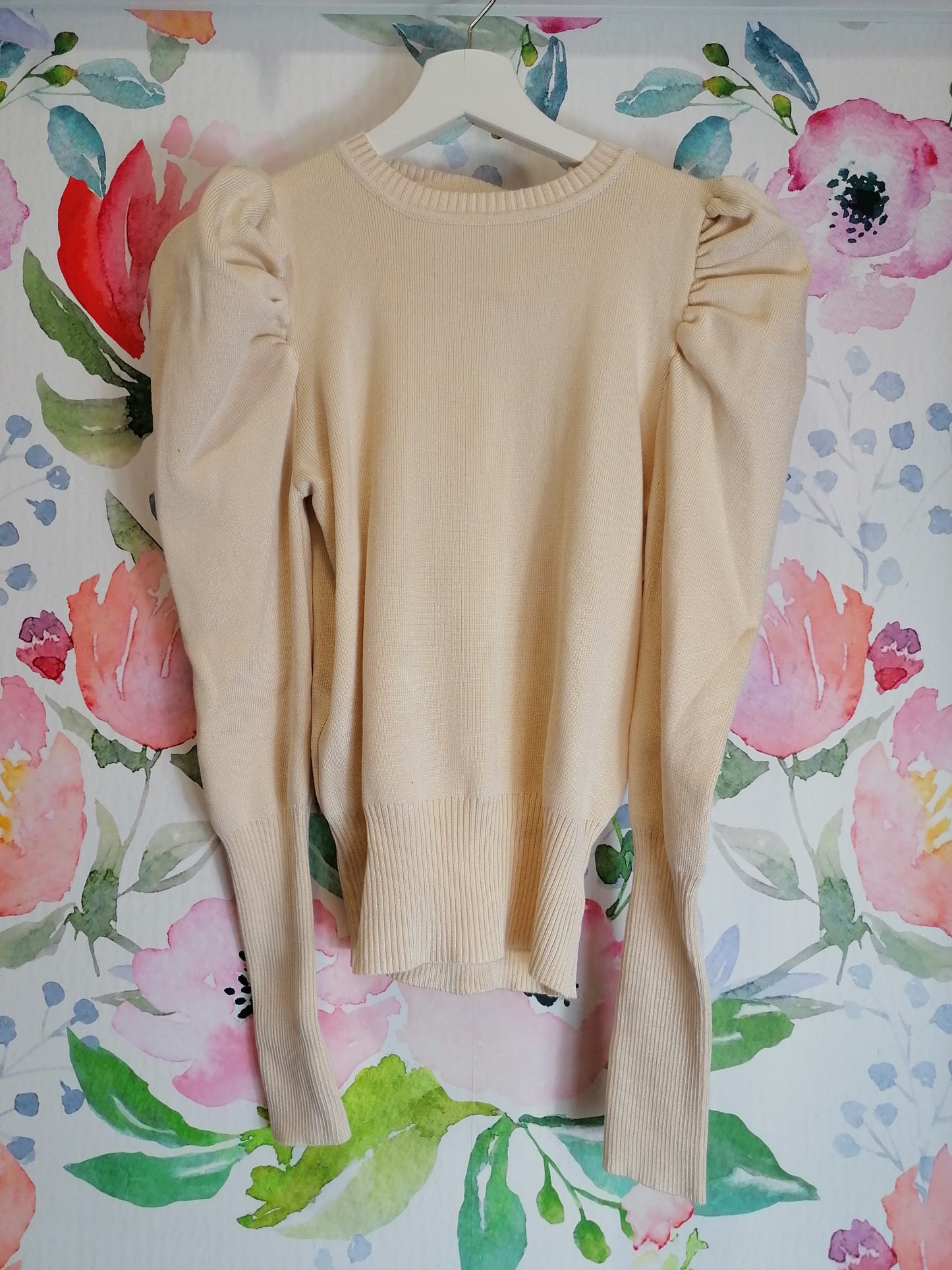 Maglia con maniche a sbuffo - vari colori