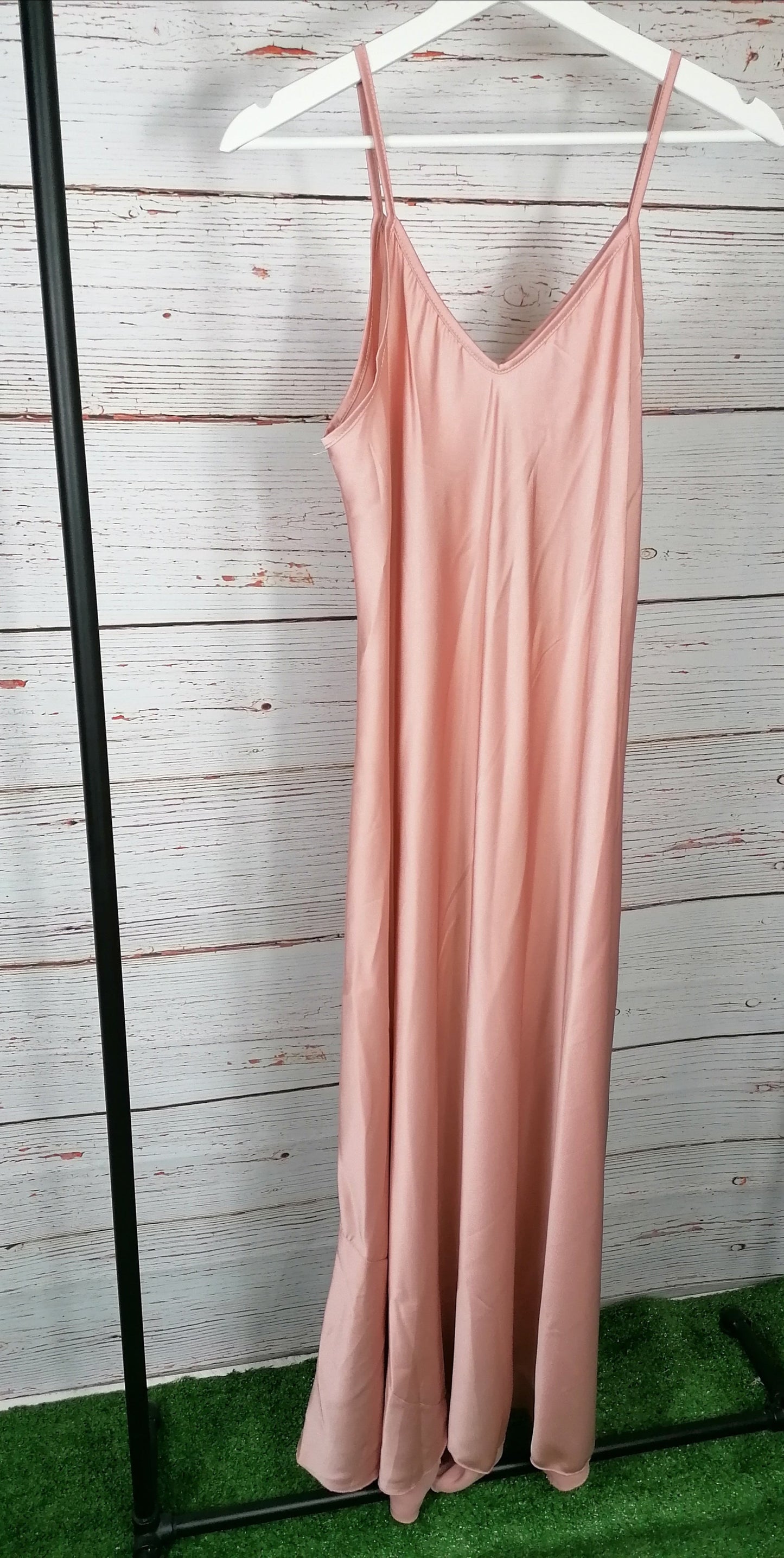 Long dress prendisole satin