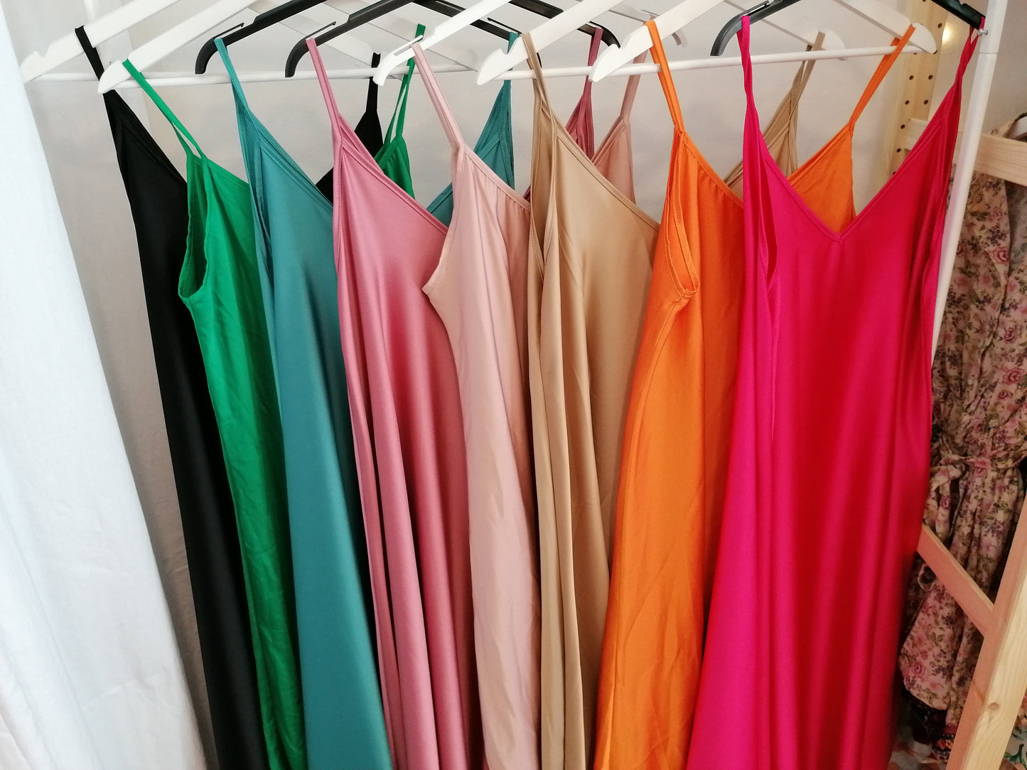 Long dress prendisole satin
