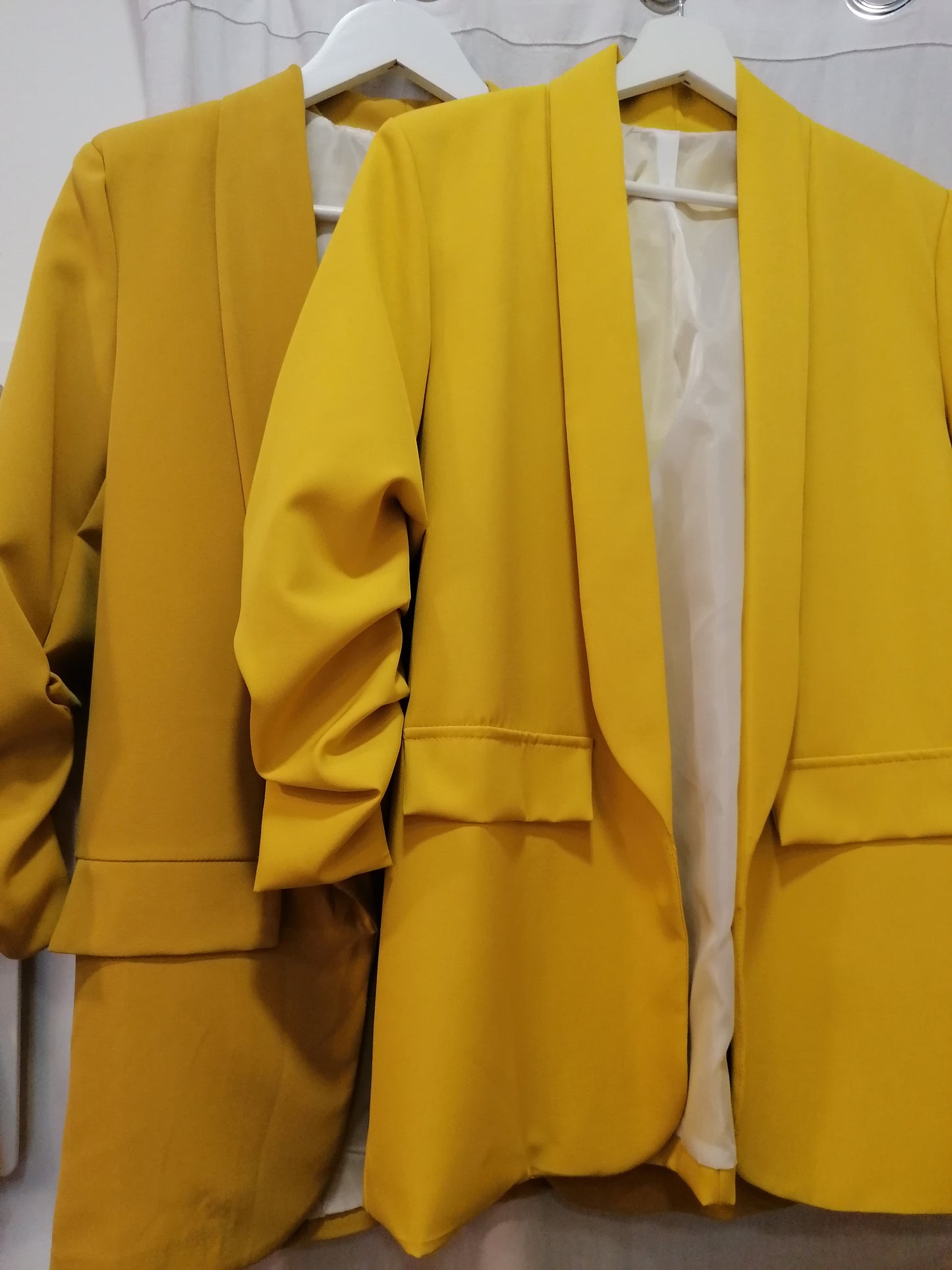 Blazer maniche arriccio TINTA UNITA