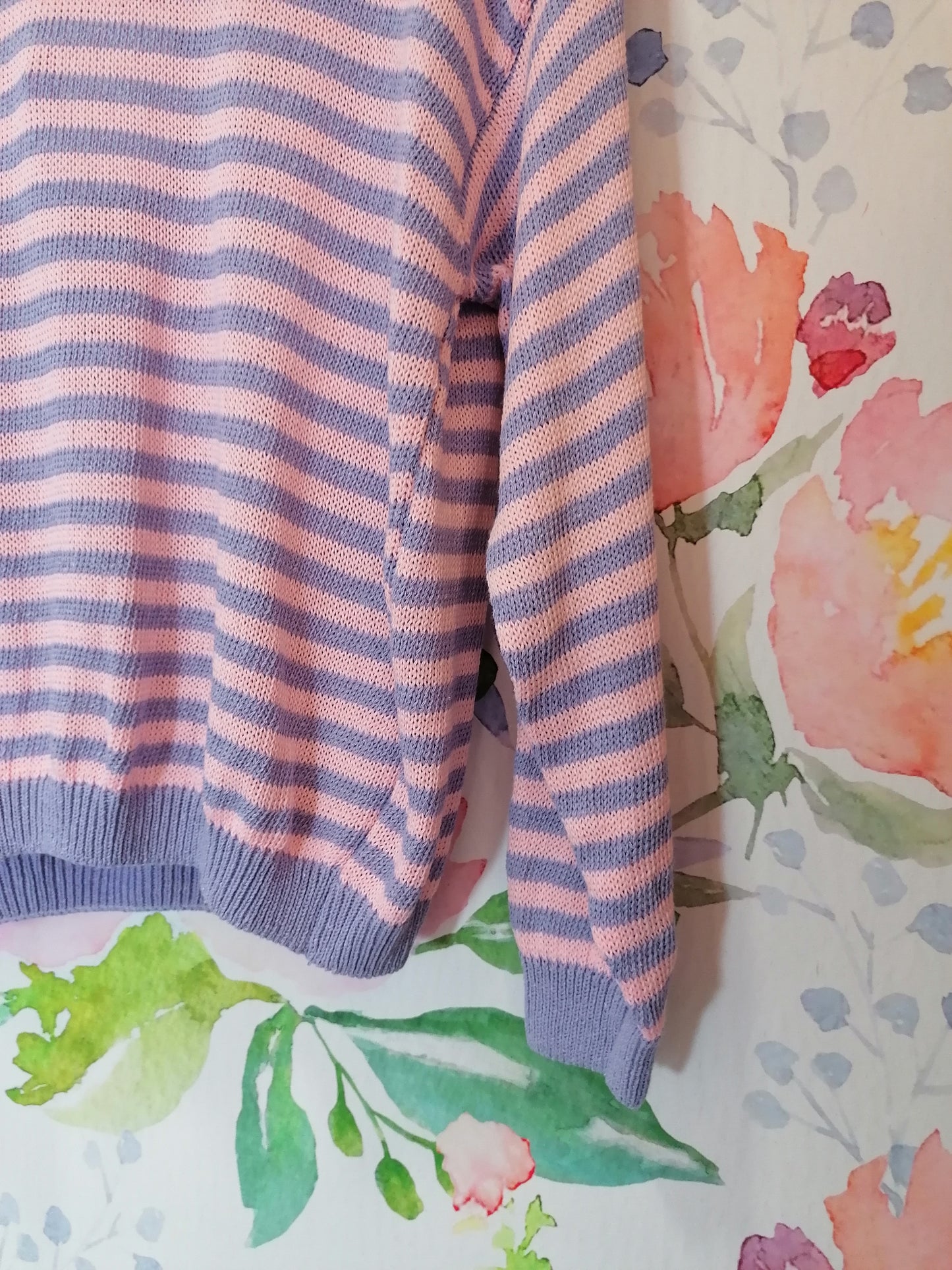 Maglioncino di cotone a righe viola