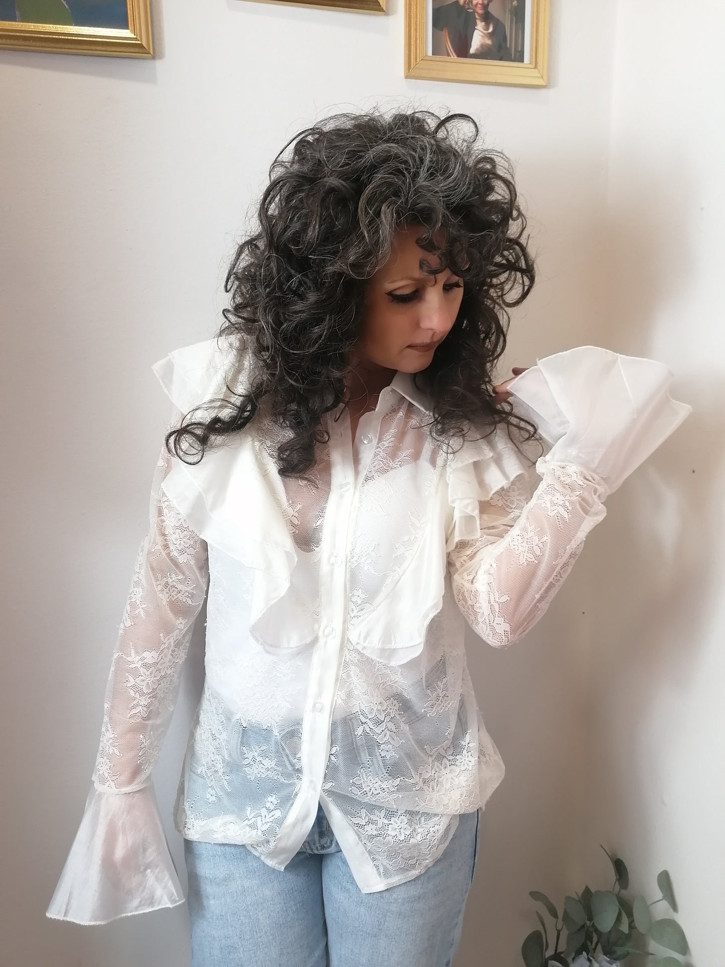 Camicia in pizzo con maniche frufru