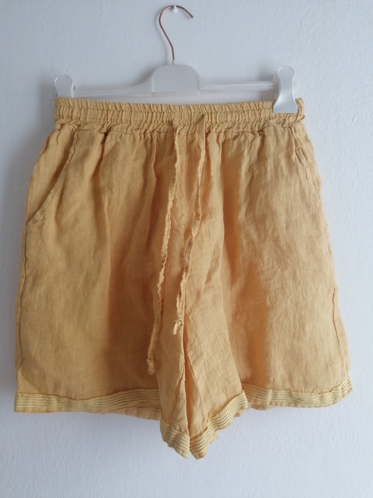 Completo lino giallo