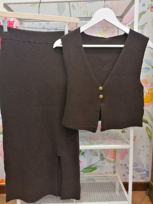 Completo in maglia gonna + gilet