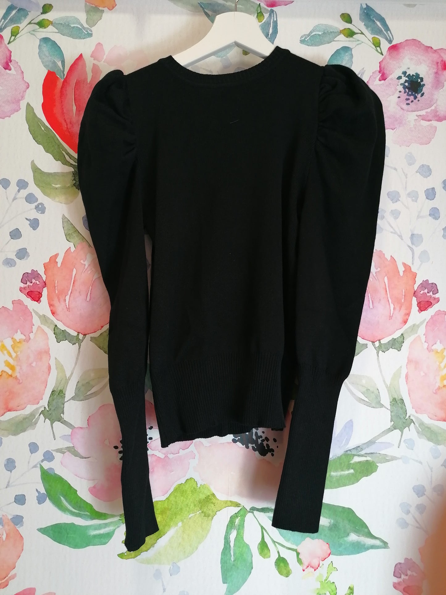 Maglia con maniche a sbuffo - vari colori