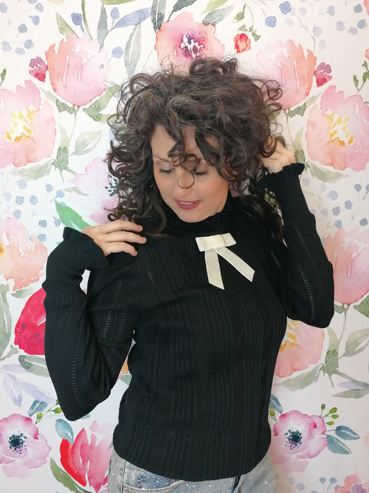 Maglia con fiocco in velluto