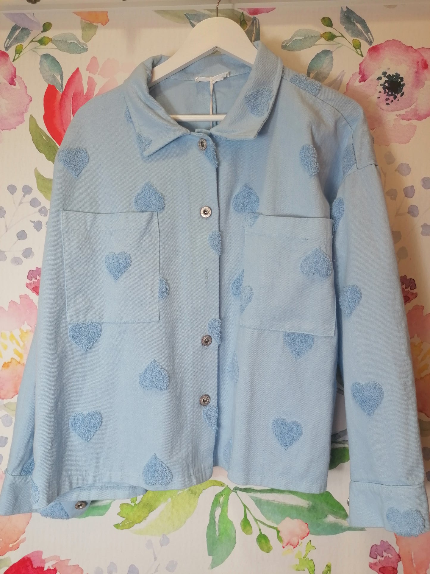 Camicia denim overshirt con cuori in spugna celeste
