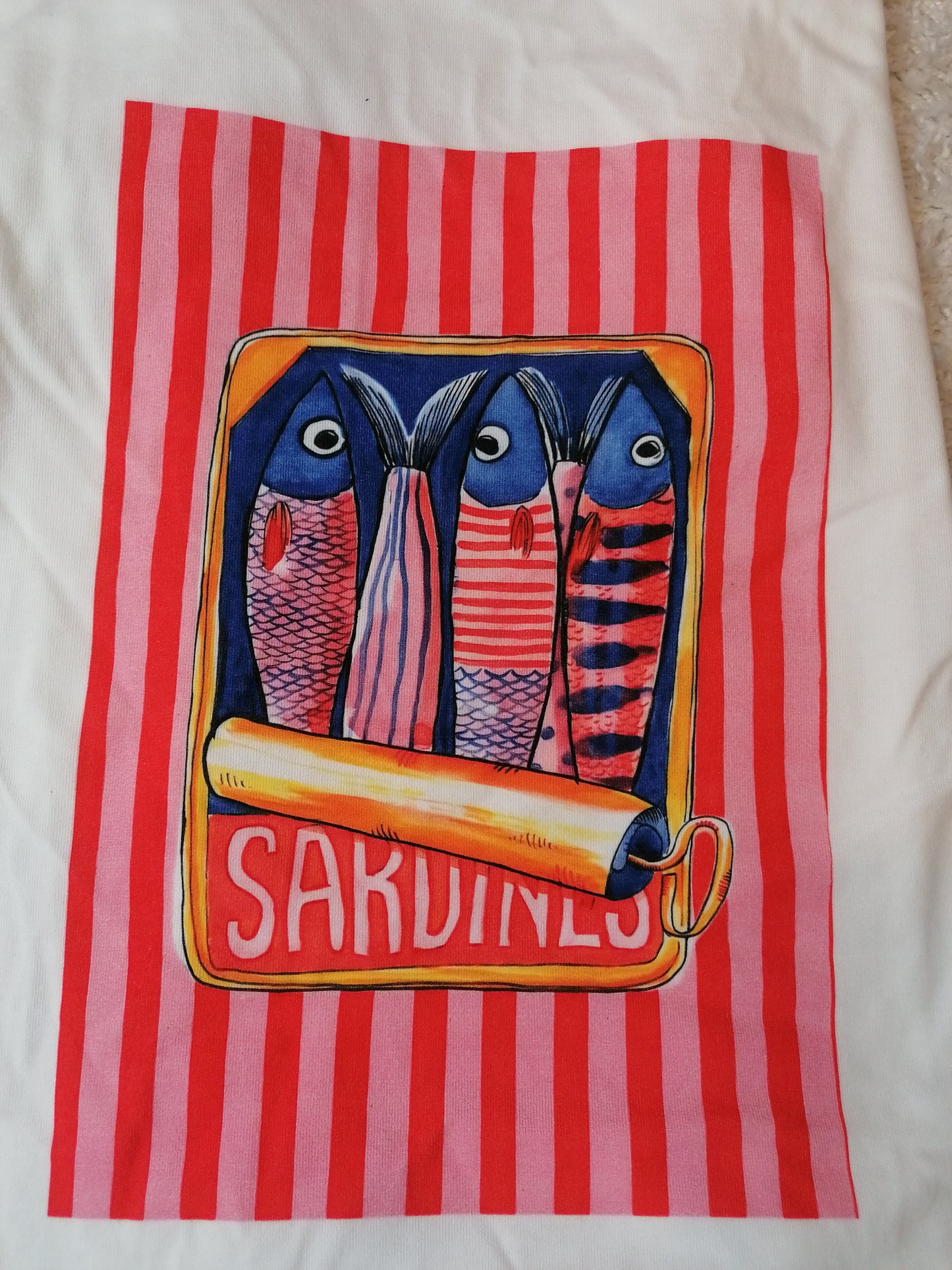 T-shirt over stampa sardine 2