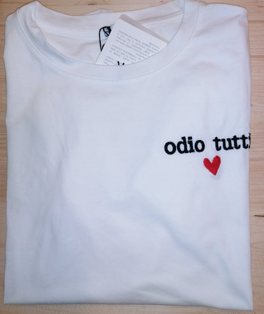 T-shirt ricamata ODIO TUTTI